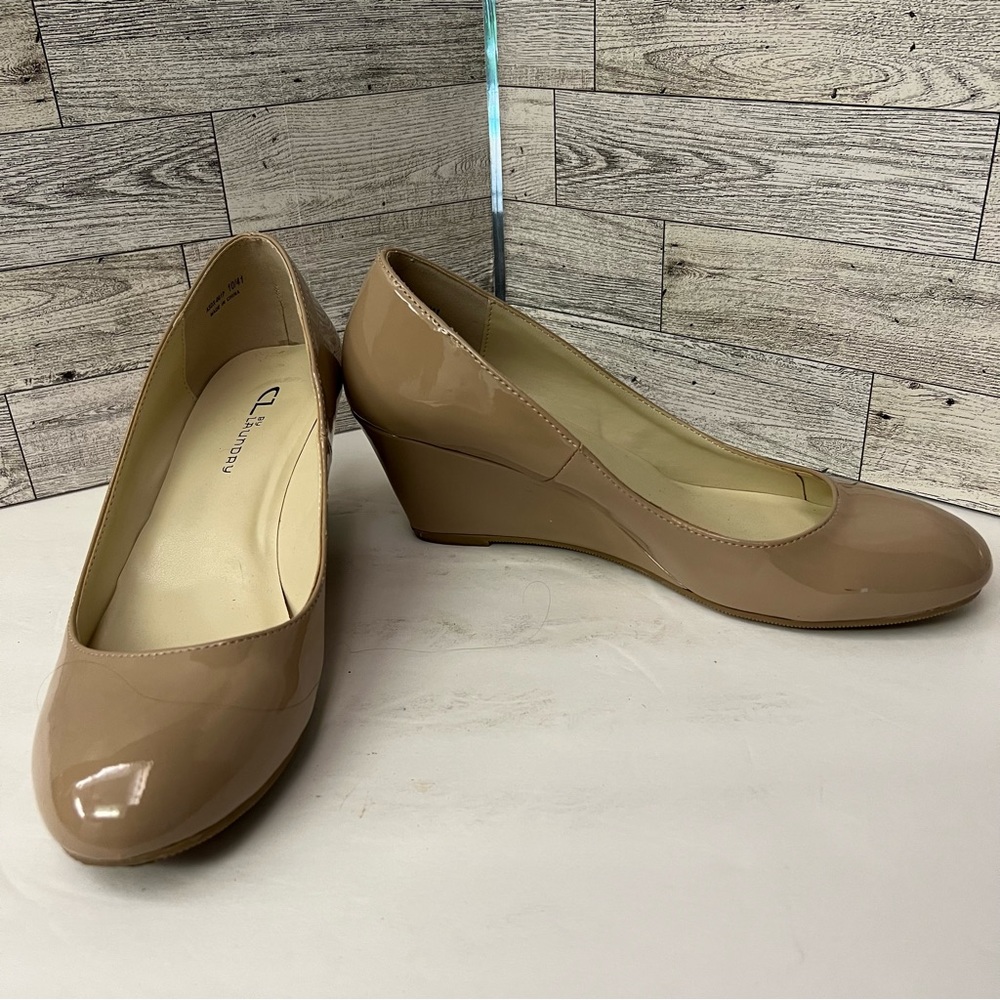 CL by Laundry Tan Wedge